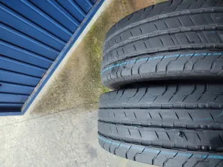 Neumáticos 225/65/16 en buen estado