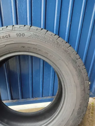 Neumáticos 225/65/16 en buen estado