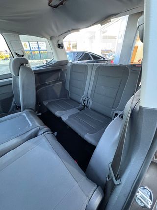 Volkswagen Touran 2011