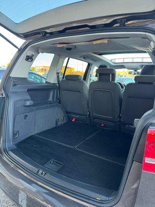 Volkswagen Touran 2011