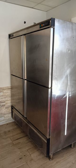 Nevera Industrial Infrico 4 Puertas Acero Inox