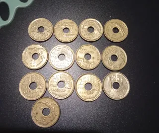 Lote 13 Monedas 25 Pesetas España ,escucho ofertas