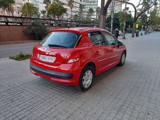 Peugeot 207 ACTIVE 1.4i 75