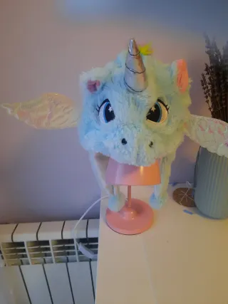 Gorro unicornio con alas