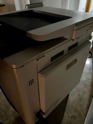 Stampante multifunzione HP Pro MFP M477fdn