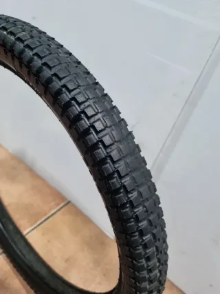 Neumático 2-16 Cota 25