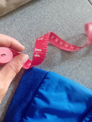 Cappottini rosso e blu per cane