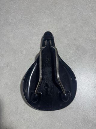 Sillín antiprostático Fabric negro muy cómodo