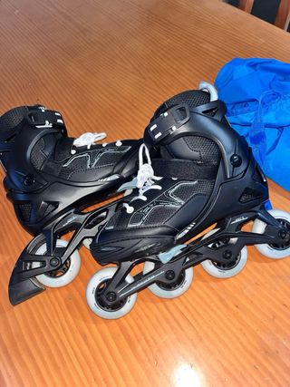 Patines en línea negros 4 ruedas
