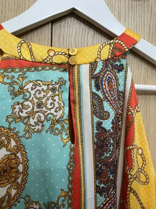 Vestido satén estampado halter multicolor