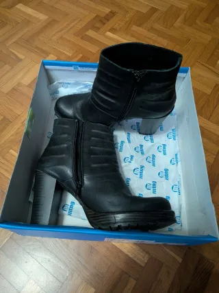 Botines Mustang Plataforma Negros