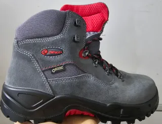Botas Chiruca Trekking Gris y Rojo