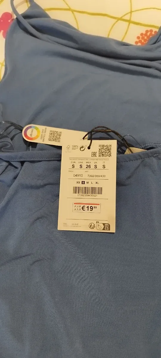 Vestido juvenil azul de punto