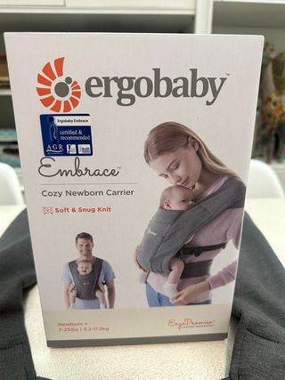 Mochila Porteo Ergobaby Embrace Gris