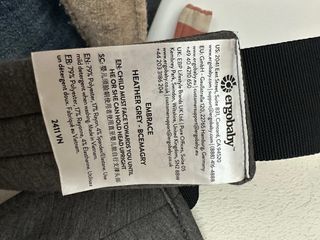 Mochila Porteo Ergobaby Embrace Gris