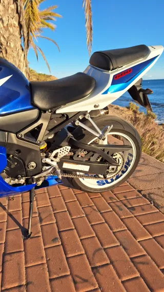 Suzuki GSXR 600 K5 2005