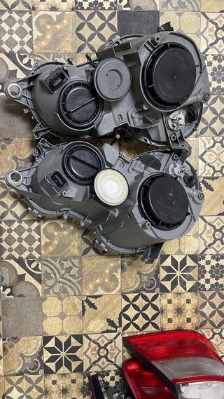 Faros delanteros Mercedes CLK W208