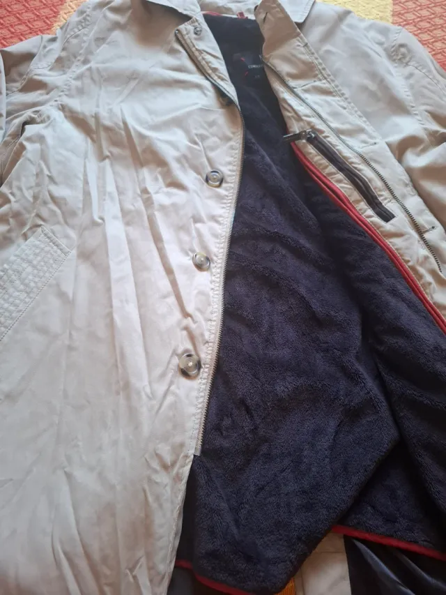 Gabardina caballero beige con forro extraíble