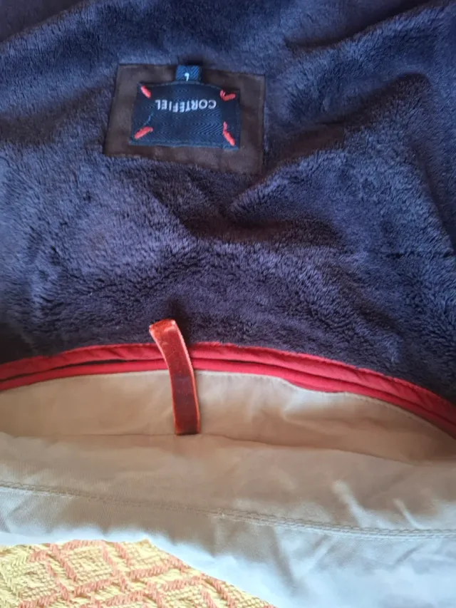 Gabardina caballero beige con forro extraíble