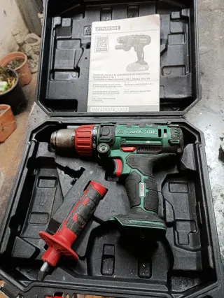 Taladro Percutor Parkside 3 en 1 20v