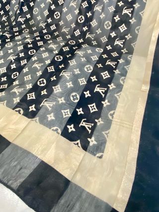 Foulard LV