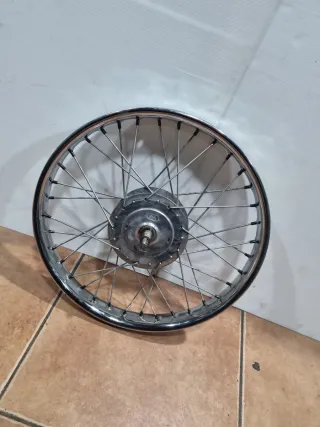 Llanta Mobylette Cady nueva