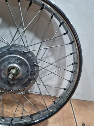 Llanta Mobylette Cady nueva