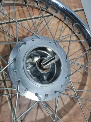 Llanta Mobylette Cady nueva