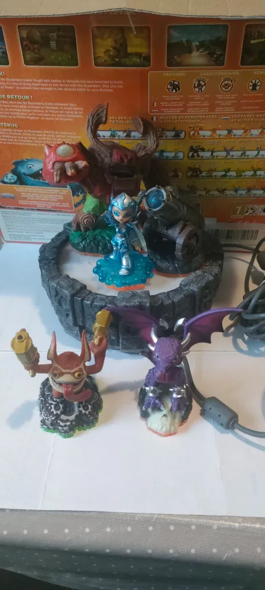 Skylanders Spyro Adventure e Giants per Wii