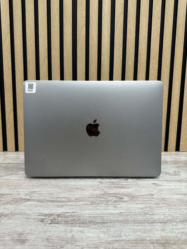 MacBook Air 13" 2020 M1 8gb 256gb SSD