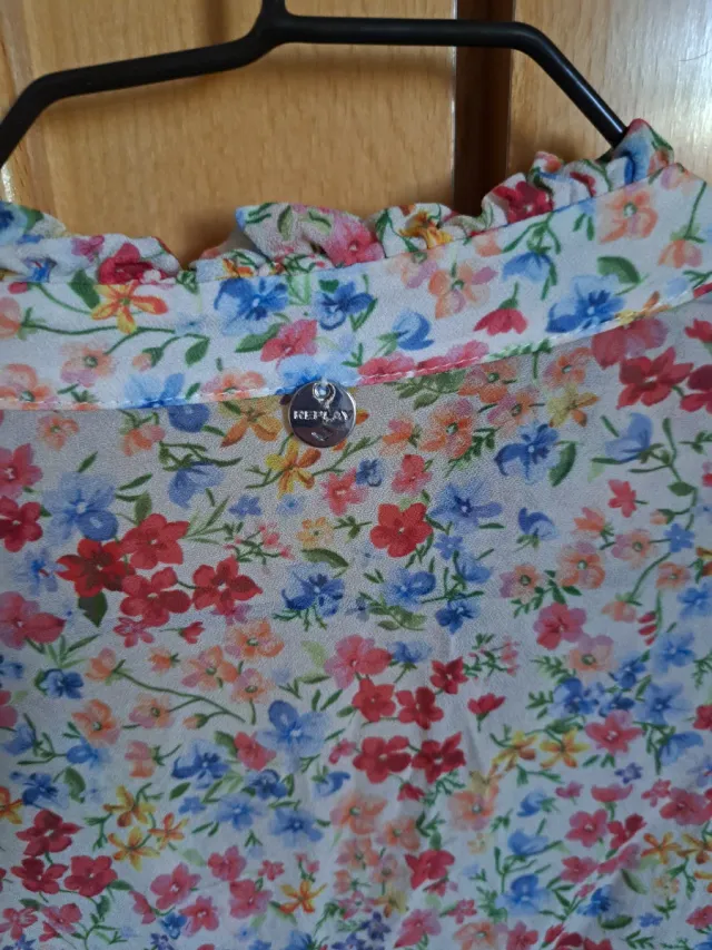 Blusa Replay Flores Multicolor