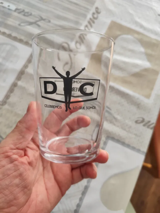 Vaso DYC Celebremos o que somos