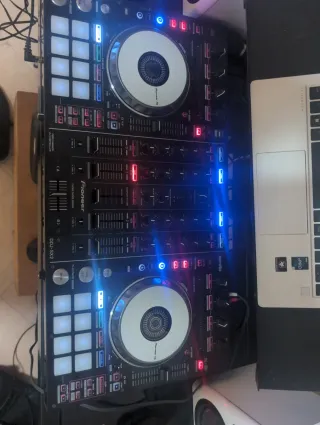 Controlador DJ Pioneer DDJ-SX2