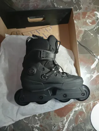 Patines en línea agresivos AEON. USD Aeon 80