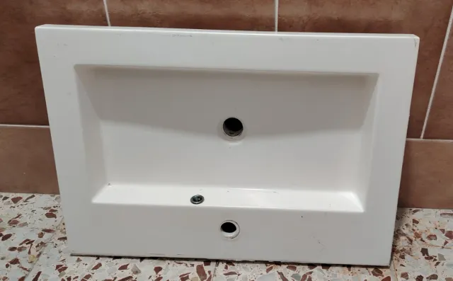 Lavabo de porcelana blanco