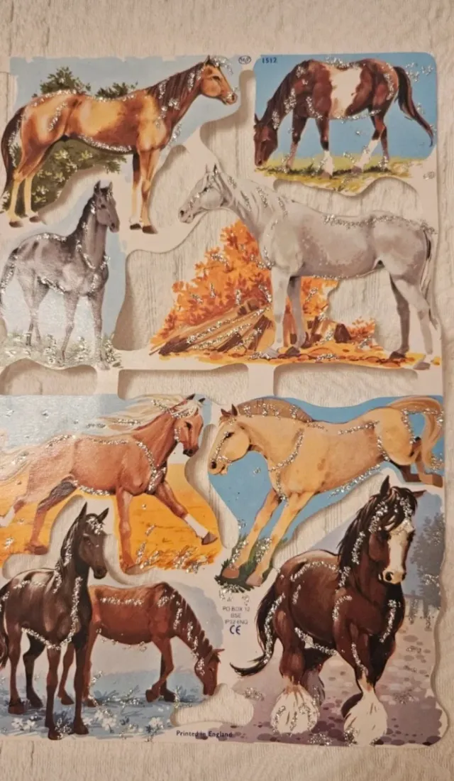 Fumetti infantili con brillantina di animali