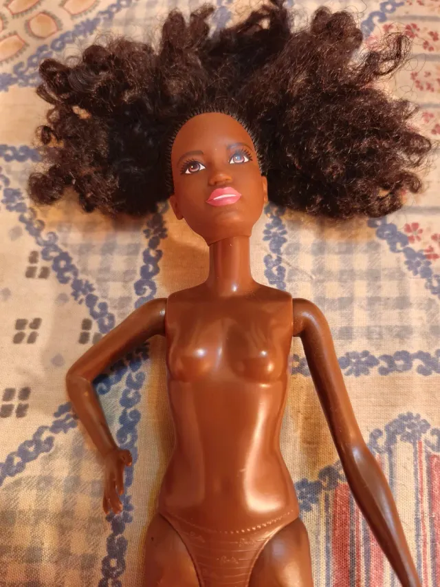 Boneca Barbie Negra