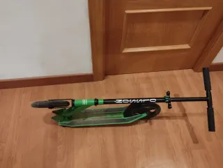 Patinete verde OLSSON