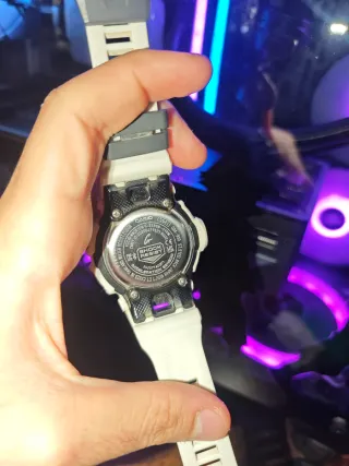 Reloj Casio G-SHOCK Blanco y Negro