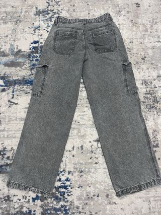 Vaqueros cargo grises anchos