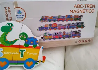 Puzzle Tren Magnético ABC