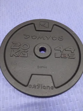 2 DISCOS de pesa Domyos 20kg 44lbs,No negociable