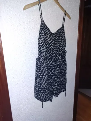 Pack vestido, mono y camiseta tie-dye