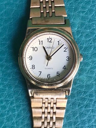 RELOJ QUARZ INOX CASIO CHAPADO ORO VINTAGE