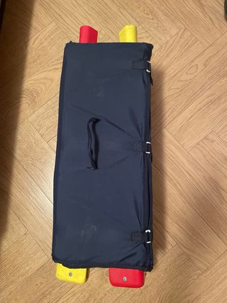 Cuna de viaje plegable