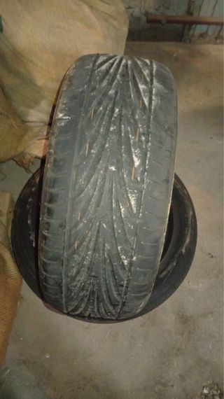 Neumáticos de coche