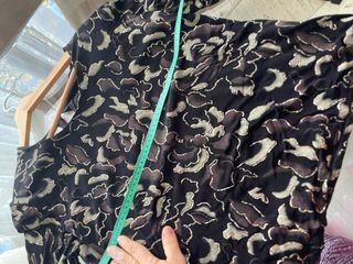 Blusa Fiesta Negra y Dorada.