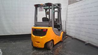 Carretilla elevadora Jungheinrich Diesel 2tn