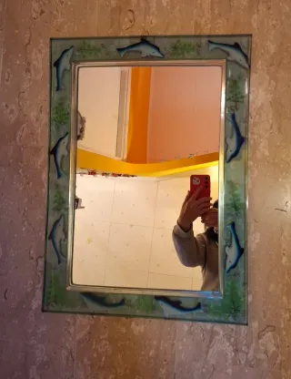 Specchio con delfini in vetro