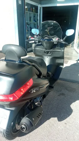 Piaggio X evo 125